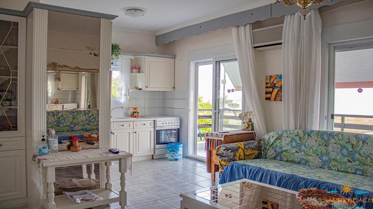 Apartment 45M2 In Аспровалта Екстериор снимка
